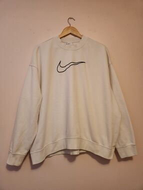 Nike Dri-Fit Get Fit Graphic Crewneck Sweatshirt Sail White Oversized Big Swoosh
